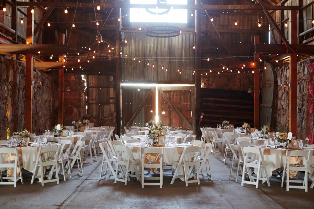 Wedding in a Texas barn